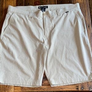 NWOT Travis Mathew Golf Shorts